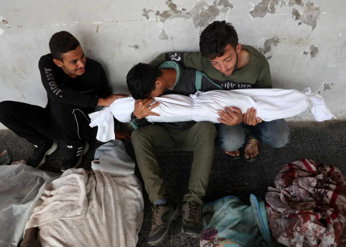 La guerre à Gaza a fait au moins 42.227 morts