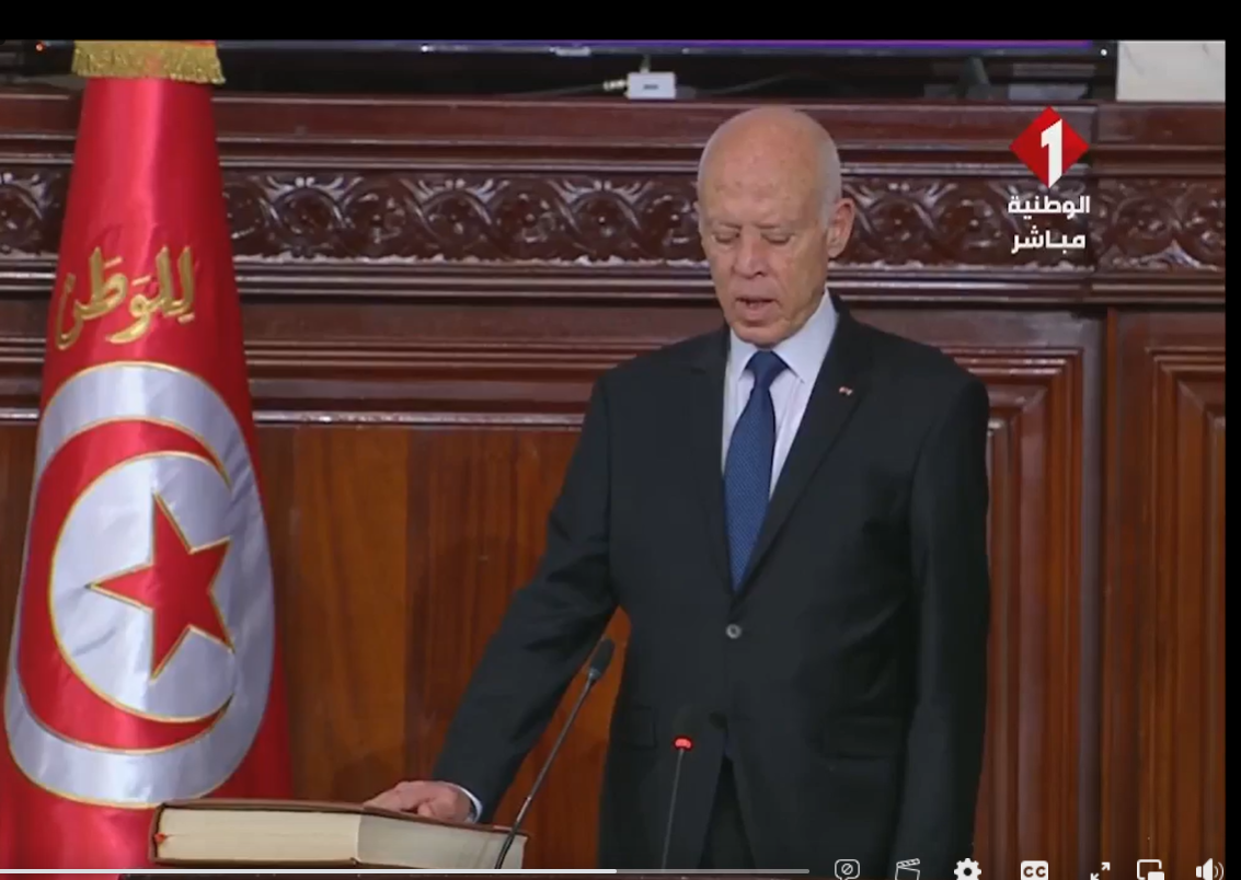Au Bardo, Kais Saied prête serment pour un second mandat
