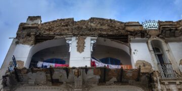 Un patrimoine architectural qui se délite: Près de 1000 bâtiments du centre-ville menacent de s&rsquo;effondrer