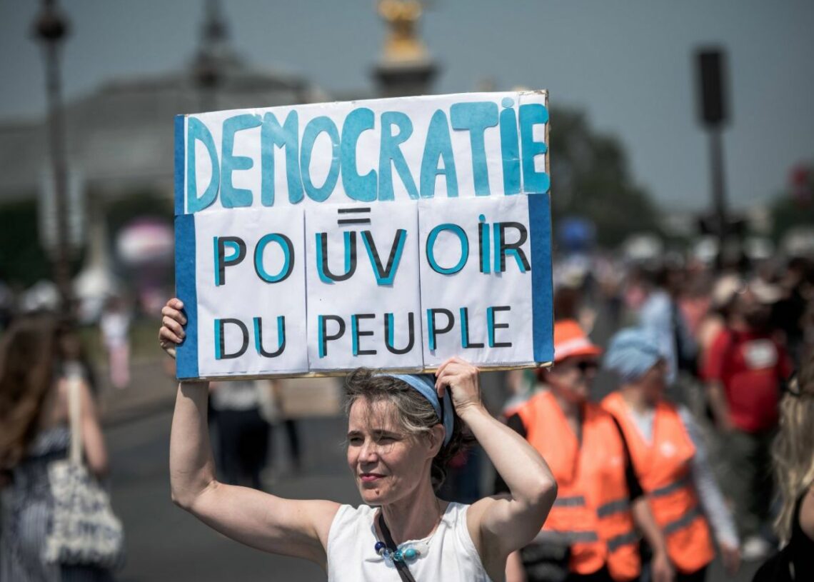 France : la démocratie en crise