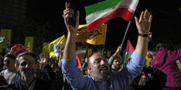 L&rsquo;Iran confirme avoir lancé 200 missiles contre Israël