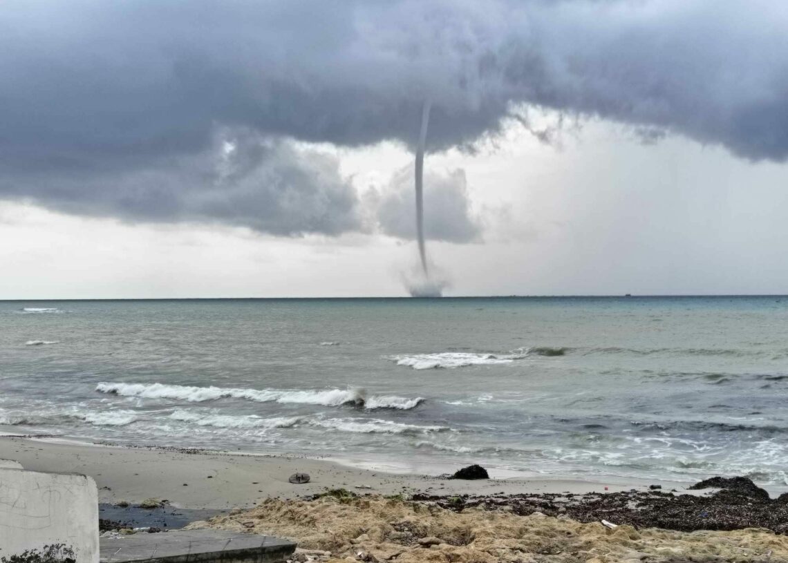Trombe marine dans le Golfe de Hammamet: Un phénomène récurrent selon l’INM