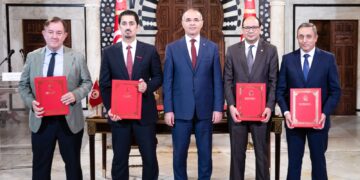 Kasbah: Tunisie Telecom, Ooredoo et Orange signent pour la 5G