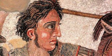 Avis aux passionnés d&rsquo;Histoire: Les restes d&rsquo;une luxueuse tunique d&rsquo;Alexandre le Grand retrouvés en Grèce?