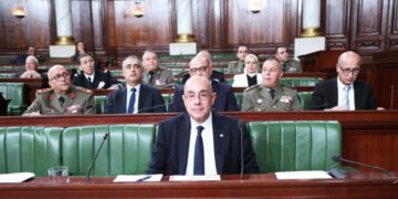 2025: Un budget de 4445 millions de dinars pour le ministère de la Défense