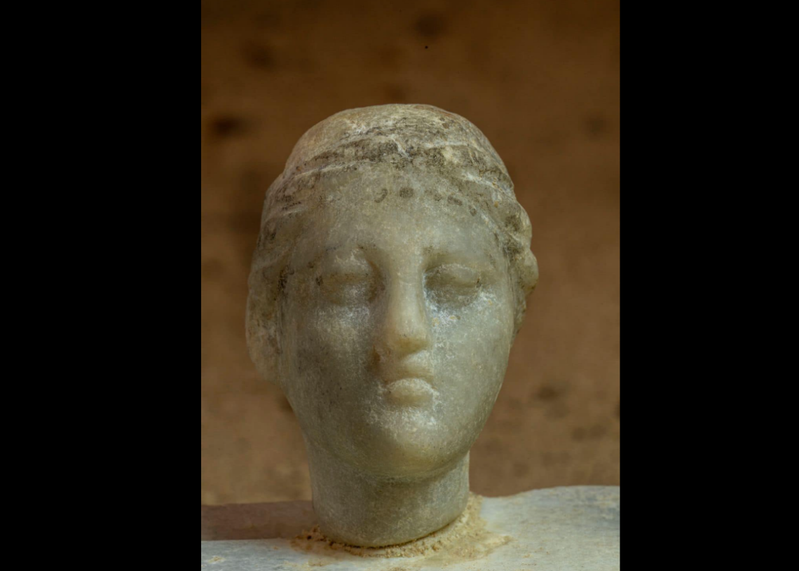 Découverte archéologique en Egypte: Cette statue de marbre montre-t-elle le vrai visage de Cléopâtre?