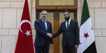 La Turquie appelle la communauté internationale  à lever toutes ses sanctions contre la Syrie