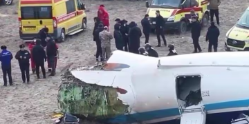 Un bilan à 38 morts: Une enquête confirmerait qu&rsquo;un missile russe a provoqué le crash d&rsquo;avion au Kazakhstan