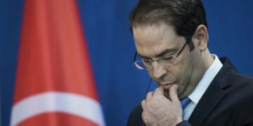 Mandats de dépôt émis à l&rsquo;encontre d&rsquo;anciens responsables politiques dont l&rsquo;ex-chef du Gouvernement, Youssef Chahed
