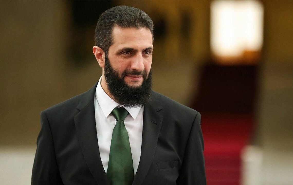 L’armée et le Parlement dissous, la Constitution suspendue: Ahmed Al-Charaa nommé président intérimaire de Syrie