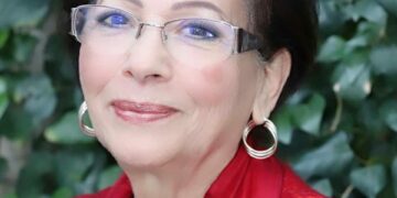 Poésie-« J’attends, hors de la saison, dans l’immensité de l’espoir » de Tounès Thabet : Un chant existentiel de l’espoir pour échapper au néant