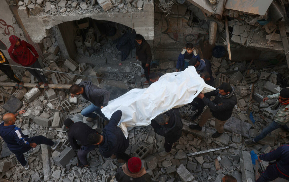 Découverte de corps sous les décombres: Un nouveau bilan fait état de 47 147 morts à Gaza