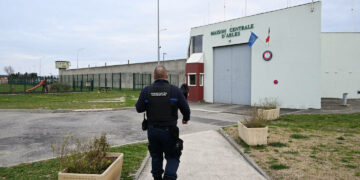 France: Prise d&rsquo;otages en cours à la prison d&rsquo;Arles, 5 personnes retenues par un détenu