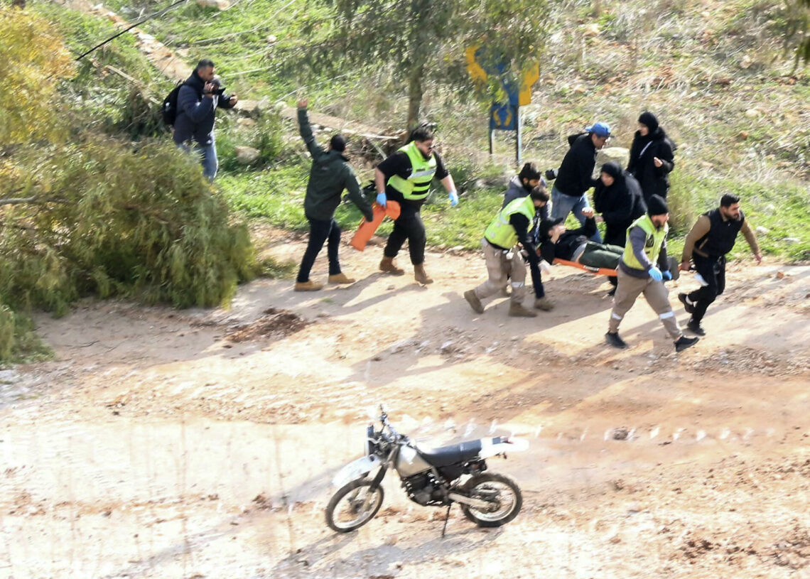 L&rsquo;armée israélienne a tué au moins 15 personnes  et fait 83 blessés au Sud Liban