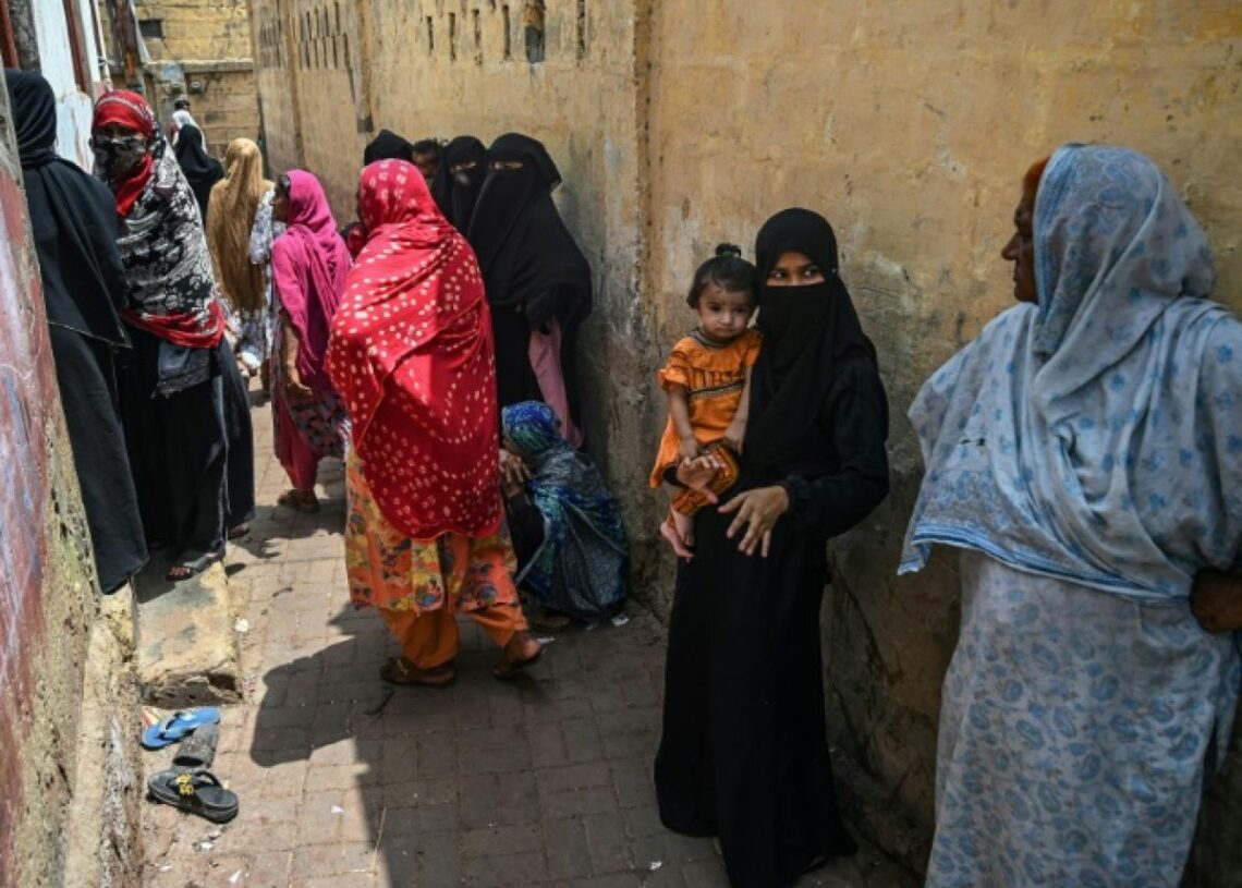 Pour mettre fin à des viols: Deux demi-sœurs brûlent vif leur père au Pakistan
