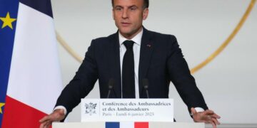 « Ils oublié de dire merci »: Emmanuel Macron provoque une crise diplomatique avec plusieurs pays d&rsquo;Afrique