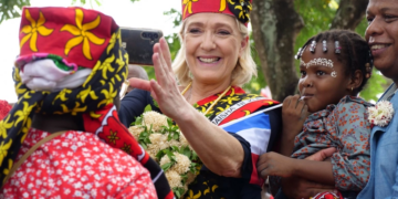 Marine Le Pen, chez elle à Mayotte…