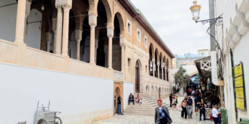 Tunis: Le marché de la mosquée Zitouna menacé par un immeuble en ruine
