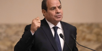 « Une injustice à laquelle l&rsquo;Egypte ne participera pas »: Al-Sissi rejette la proposition de Trump sur les Gazaouis