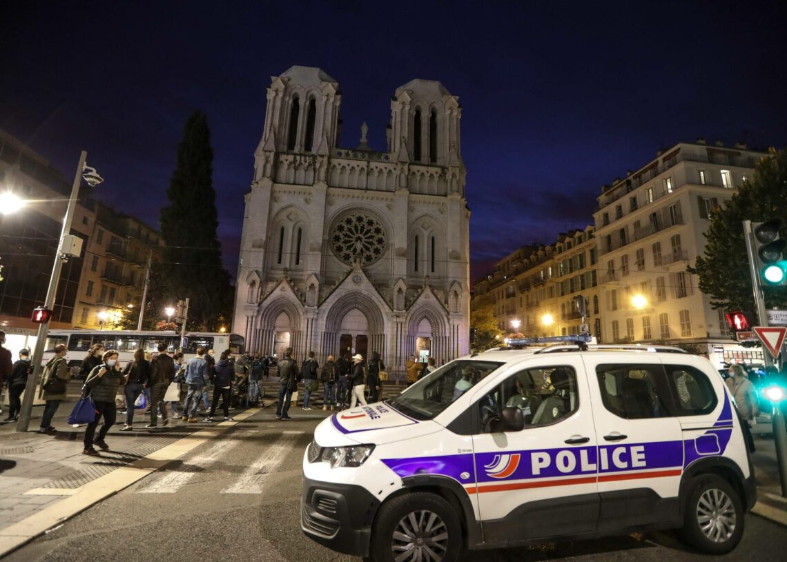 Attentat de Nice: Perpétuité incompressible pour le tunisien Brahim Aouissaoui