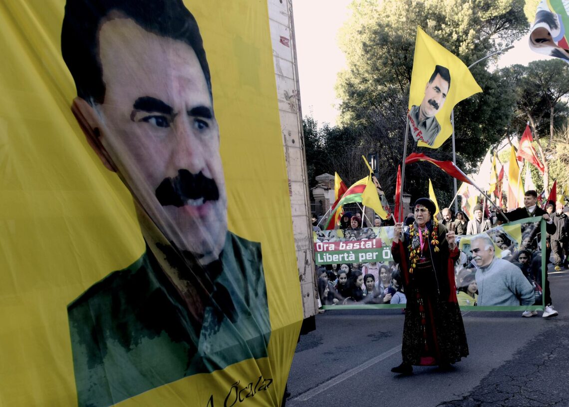 Turquie: Le chef du PKK appelle à la dissolution du mouvement et à déposer les armes