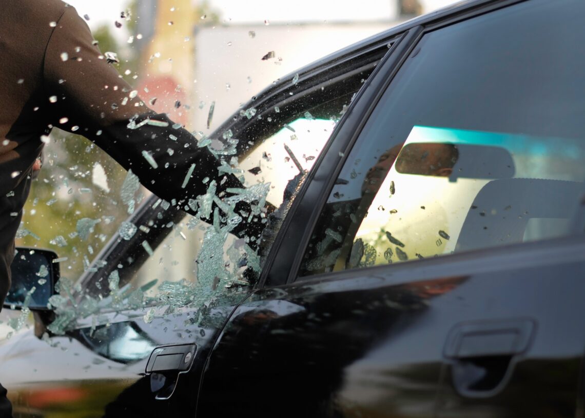 Véhicules vandalisés et volés à Carthage : Un suspect arrêté