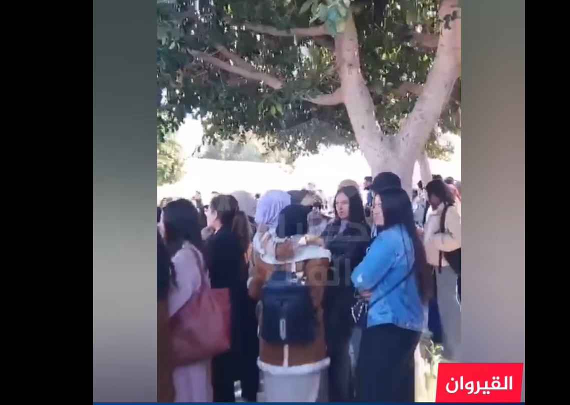 Décès d’un étudiant à Kairouan: Ses camarades manifestent