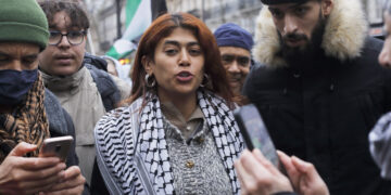 « Sur instruction »: La députée européenne d&rsquo;origine palestinienne, Rima Hassan, refoulée à son entrée en Israël