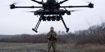 Ukraine : « safari »,  terres rares et chansons