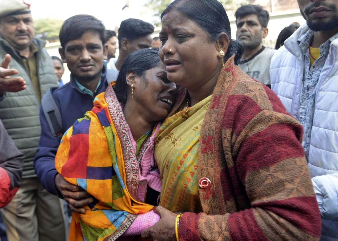 Inde: Au moins 18 morts dans une bousculade dans une gare de New Delhi