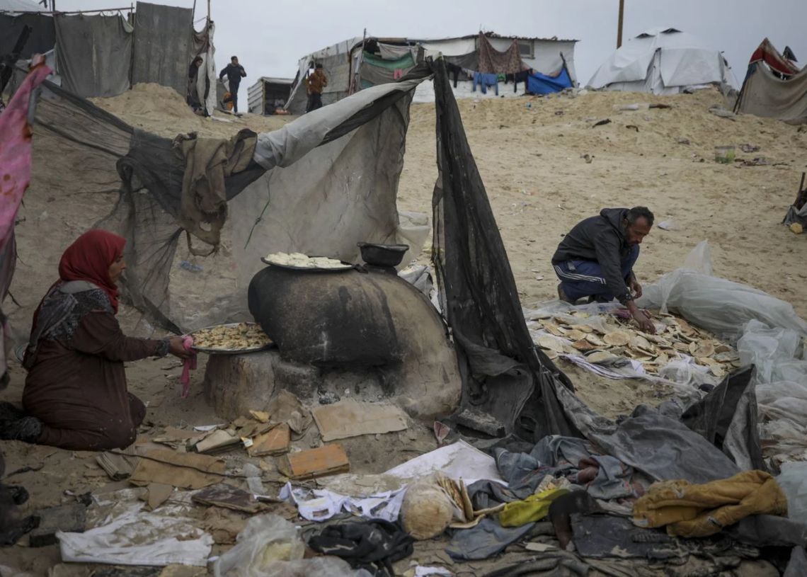 Gaza: Six nourrissons sont morts de froid en une semaine