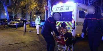 France: une grenade lancée dans un bar à Grenoble explose et fait au moins 12 blessés dont 2 graves