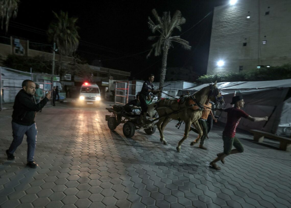 Avec la bénédiction américaine: Israël frappe Gaza durant la nuit, au moins 220 morts