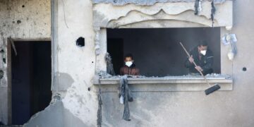 Gaza: L&rsquo;armée israélienne tire « sans le savoir » sur un bâtiment de la Croix-Rouge