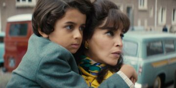 Sublime Leila Bekhti dans « Ma mère, Dieu et Sylvie Vartan » le 19 mars au cinéma