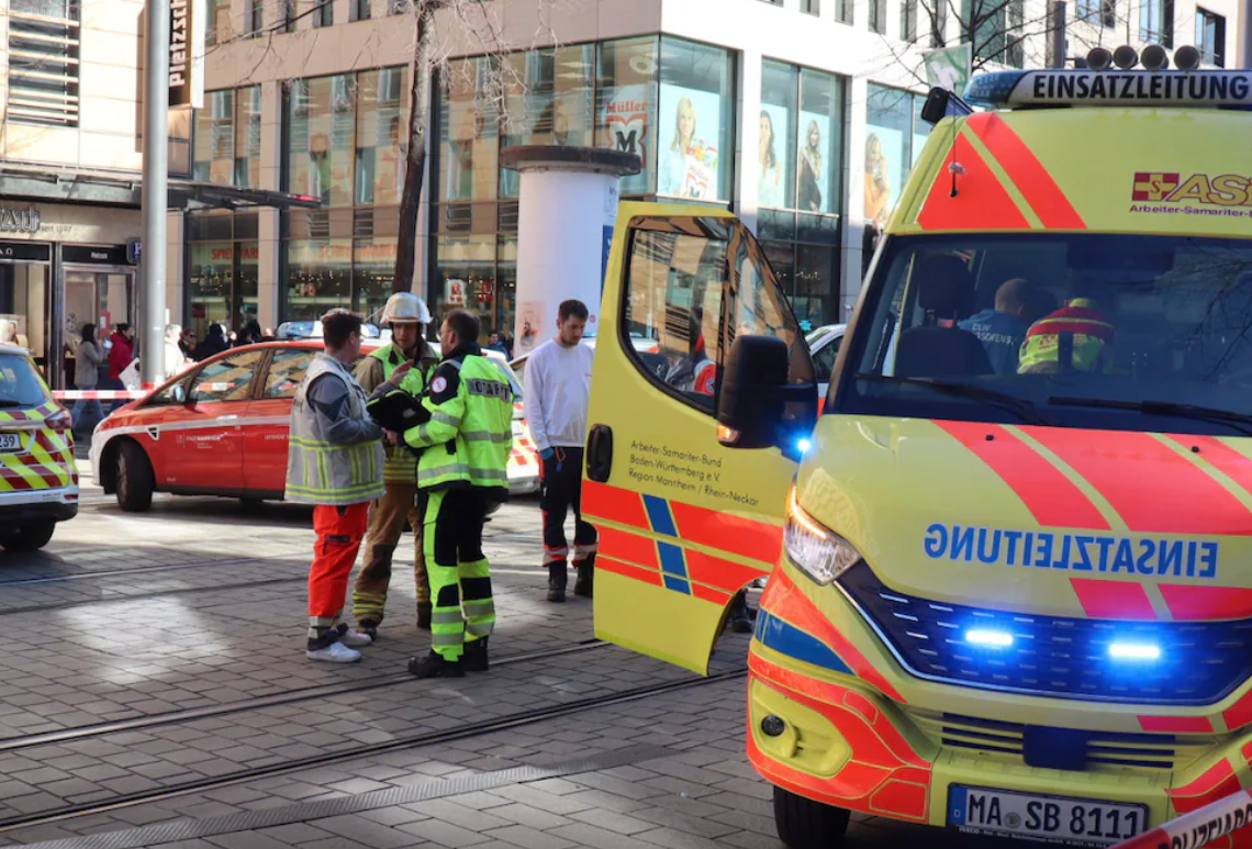 Un conducteur fonce sur des passants en Allemagne: un suspect arrêté et au moins deux morts