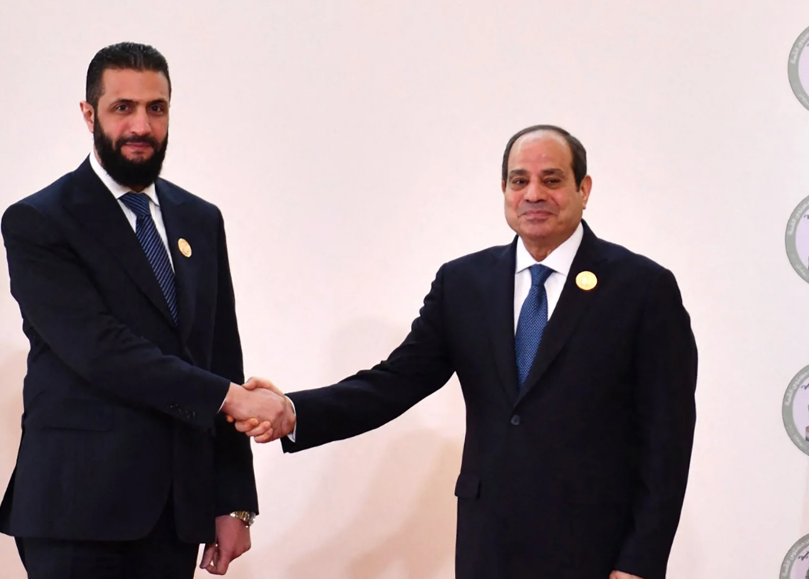 Au Caire, le président syrien appelle à faire pression sur Israël pour un retrait des troupes israéliennes de son pays