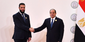 Au Caire, le président syrien appelle à faire pression sur Israël pour un retrait des troupes israéliennes de son pays