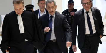 Sarkozy : un bras de fer