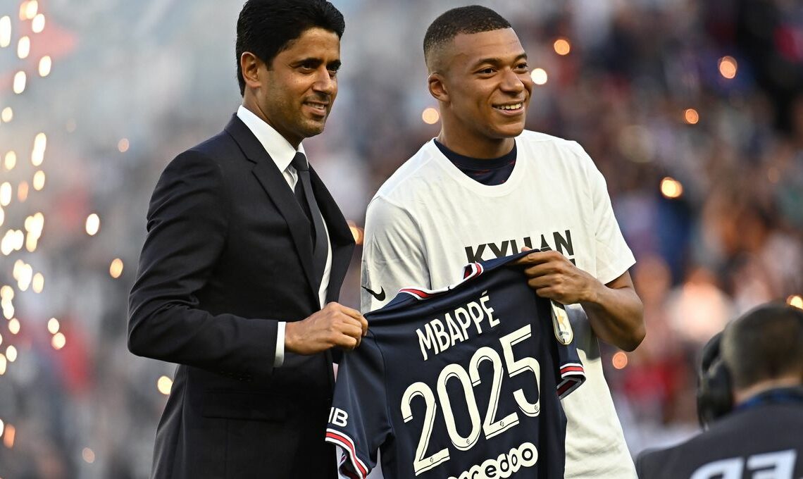 Foot: Kylian Mbappé fait saisir 55 millions d’euros sur les comptes du PSG