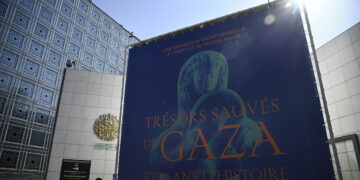 Une histoire millénaire: À Paris, une exposition dévoile les trésors menacés de Gaza