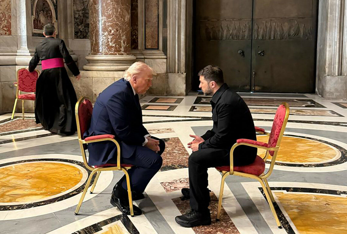 Funérailles du pape François : Zelensky salue une réunion « symbolique » et « historique » avec Donald Trump