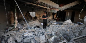Gaza: Israël frappe l&rsquo;hôpital Al-Ahli