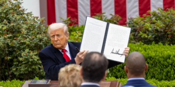 Droits douane de Trump:  Le pétrole termine en forte baisse et perd plus de 6%