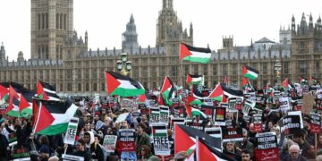 « Génocide »: 380 écrivains du Royaume-Uni et d&rsquo;Irlande appellent à utiliser les « mots justes » pour Gaza