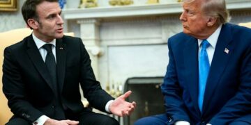Emmanuel Macron « giflé » par son épouse: Le conseil « expérimenté » de Trump au président français