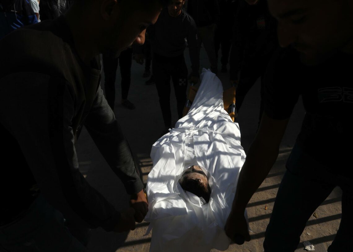 En 24h à Gaza: La défense civile annonce 42 morts dans des frappes israéliennes