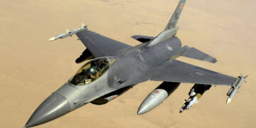Armement: Les Etats-Unis délocalisent une partie de la production de chasseurs F-16 au Maroc