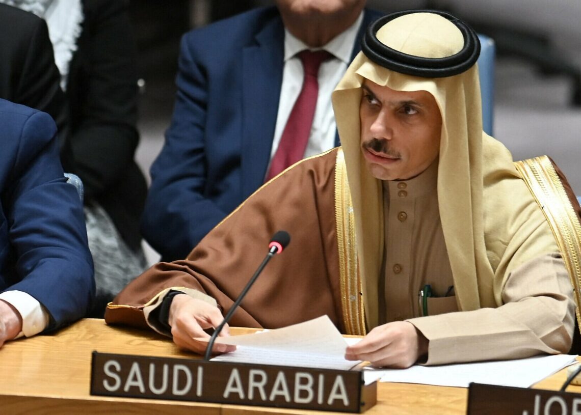 Une première depuis 1967: Le chef de la diplomatie saoudienne attendu à Ramallah, en Cisjordanie