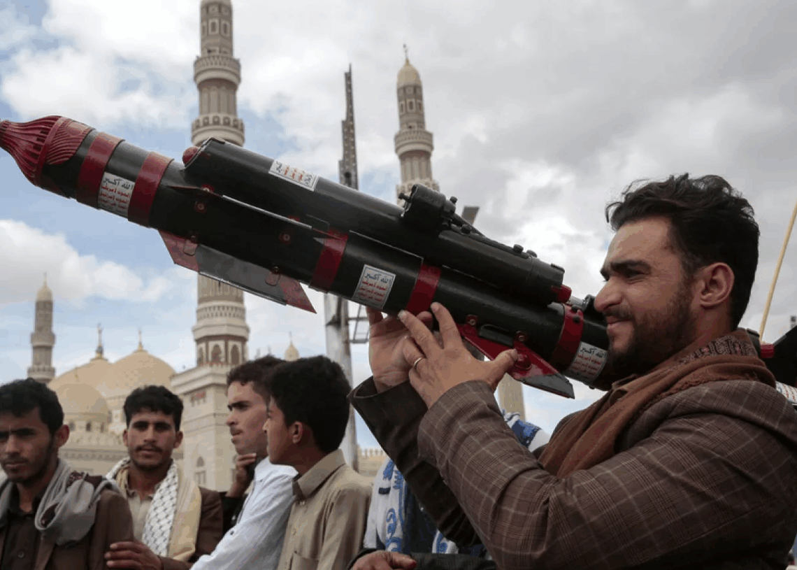 Israel: Un missile tiré du Yémen atterrit près de l’aéroport de Tel Aviv